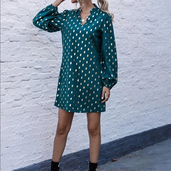 Notched neck gold dot party dress - Picture 10 of 12